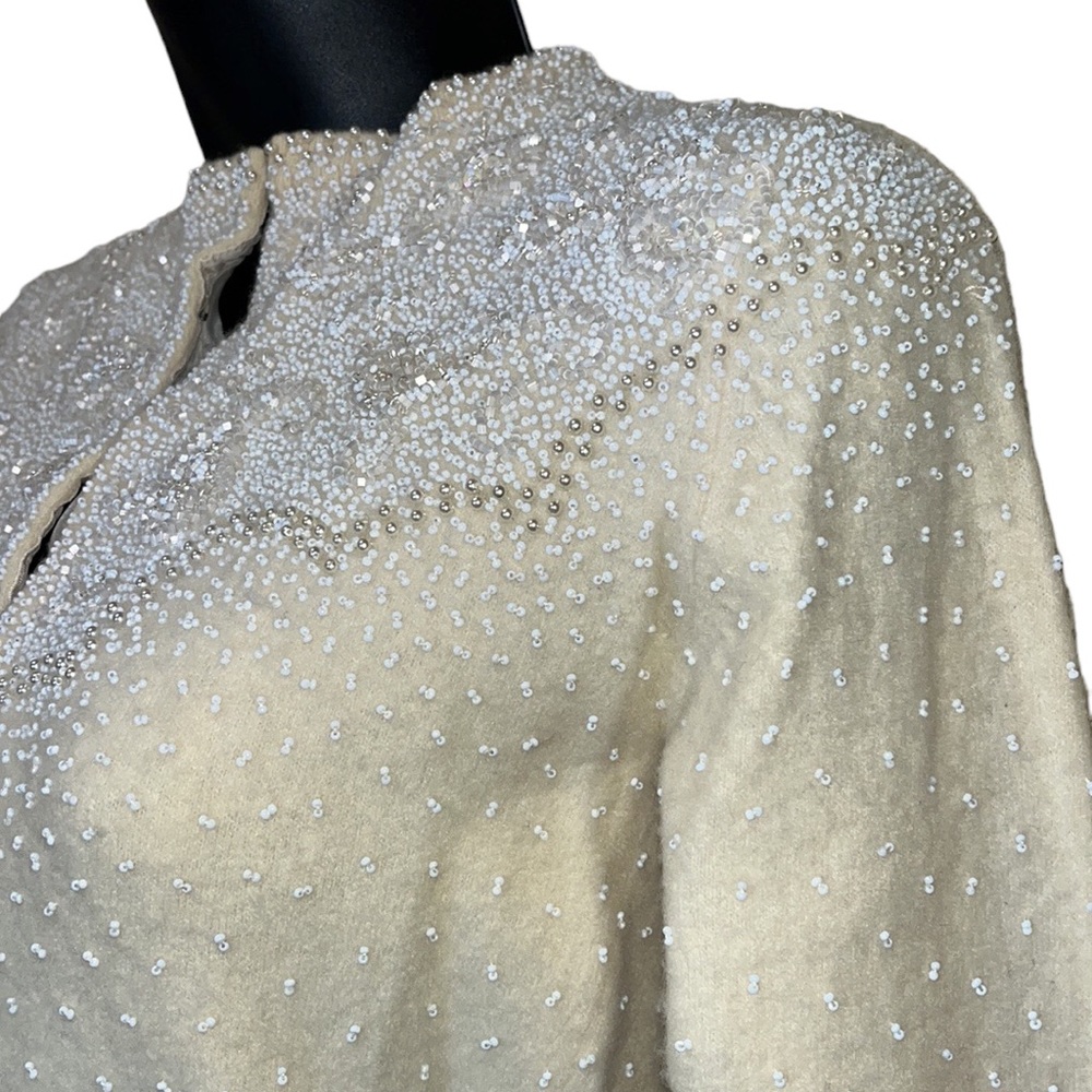 Vtg VIC & VIC Haute Couture Wool Blend Paisley Beaded Cardigan Sweater